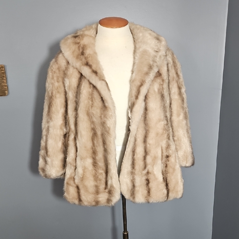 Regina Glenara By Glenoit, Coat/Cape, One Size , 3/4 Sleeves, Vintage